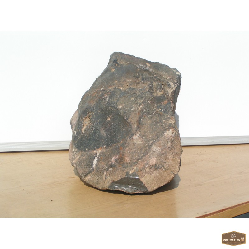 Фото 3. Метеорит (техноген)