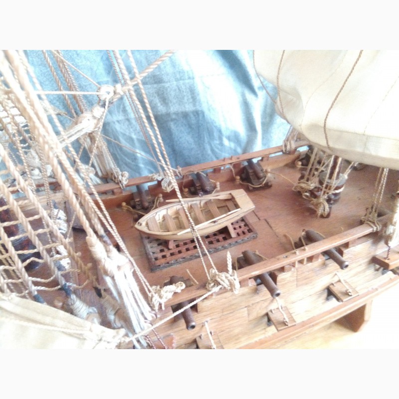 Фото 3. Модель корабля Чёрная жемчужина из к/ф Пираты карибского моря
