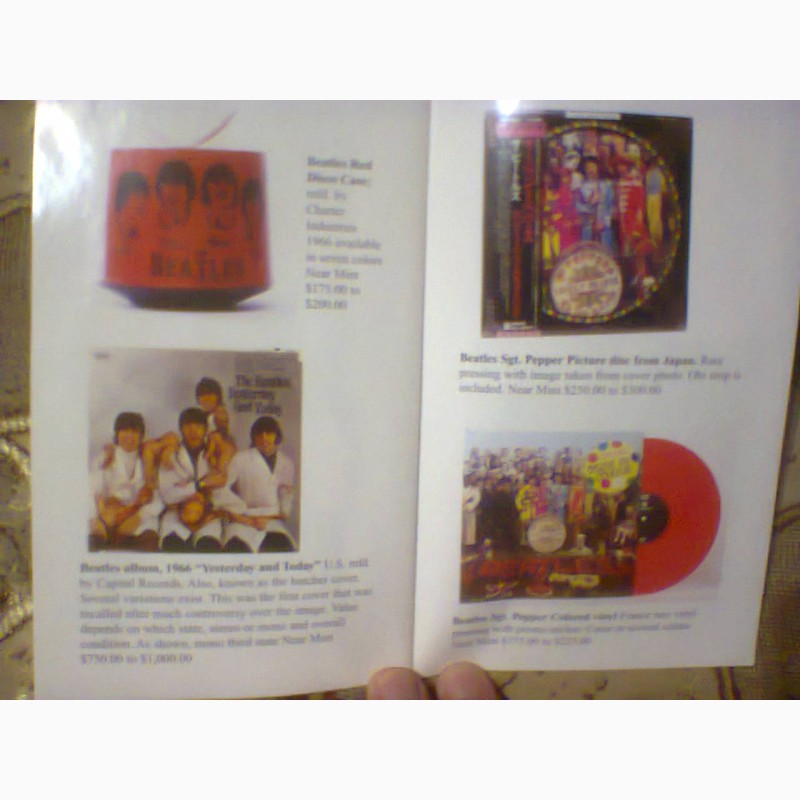 Фото 4. Коллекция лицензионных DVD дисков, с книгами, буклетом и копией билета на концерт