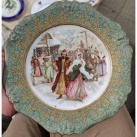 Фарфоровая тарелка Бояре гуляют, ручная роспись, настенная, царская Россия
