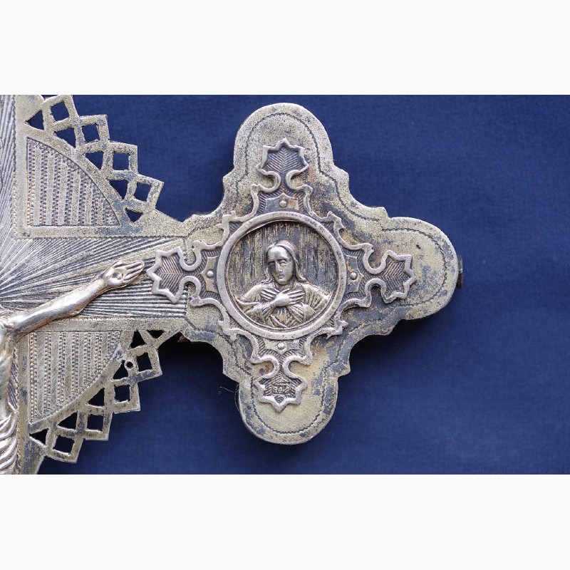 Фото 15. Старинный напрестольный крест. Серебро 84. Мастерская В.П. Москва, 1875 год