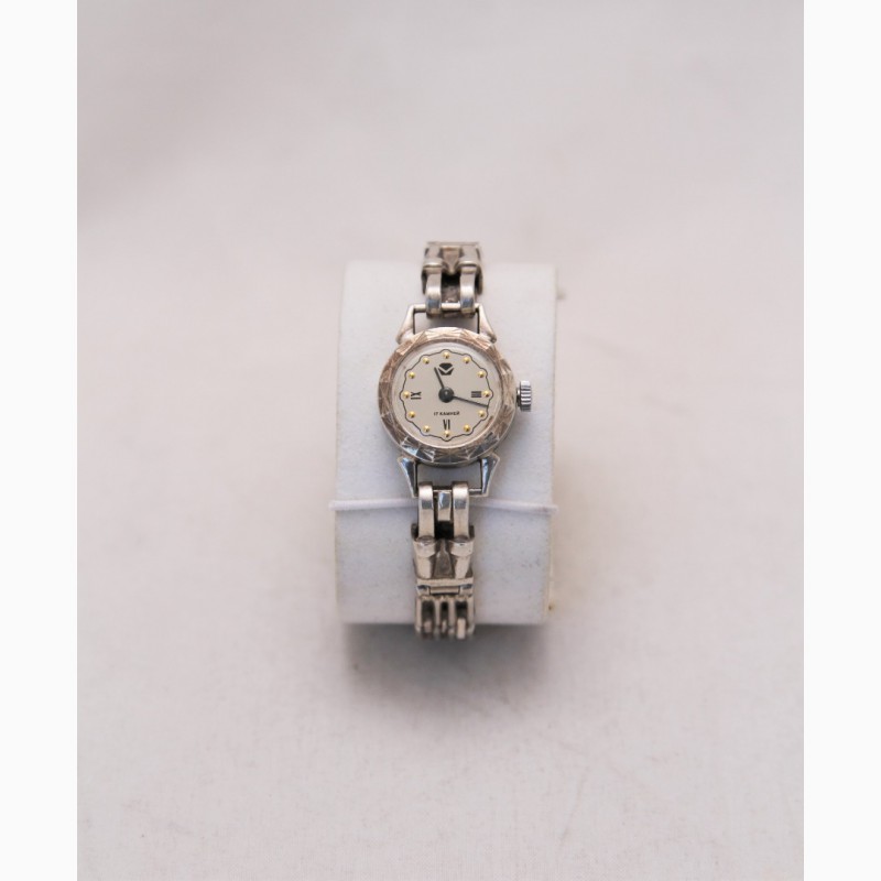 Фото 2. Продаются Женские серебряные часы Чайка
