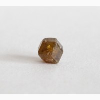 Топазолит, хорошо сформированный кристалл 3
