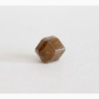 Топазолит, крупный хорошо сформированный кристалл
