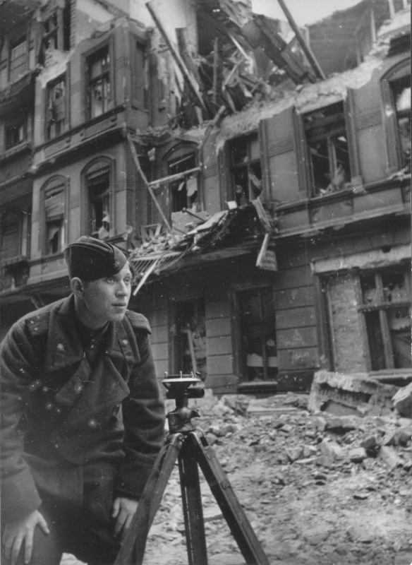 Фото 4. БМТ (Буссоль Михайловского-Турова) 1944 года СССР