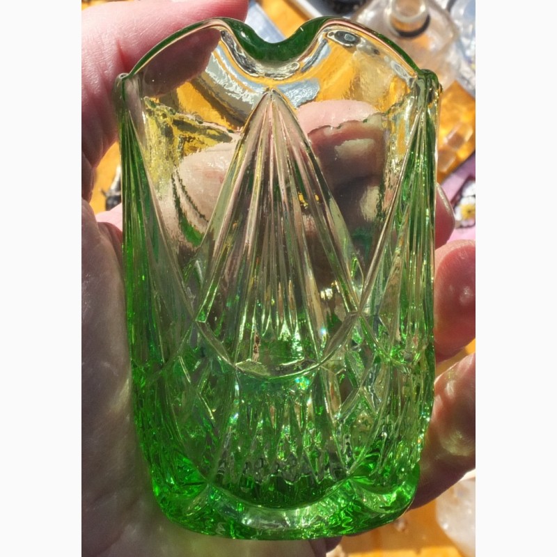 Фото 2. Стеклянный сливочник, урановое стекло, царская Россия редкий коллекционный