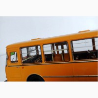 ЛИАЗ-677М оранжевый с запасным колесом модель автобуса ClassicBus, 1/43