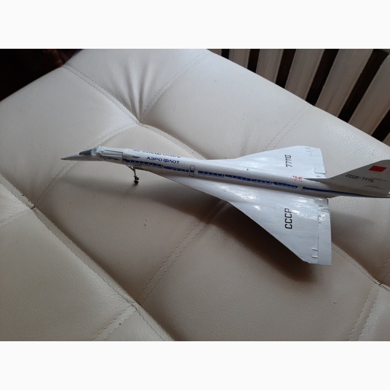 Фото 5. Продам модель самолета ТУ-144 масштаб 1:144