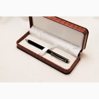 Продается Шариковая ручка S.T.Dupont ST435675