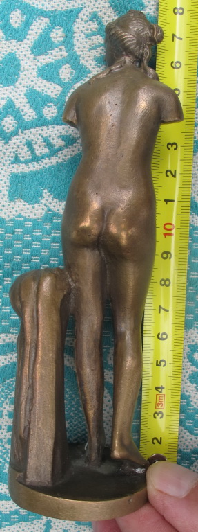 Фото 4. Бронзовая статуэтка Венера Милосская, старая