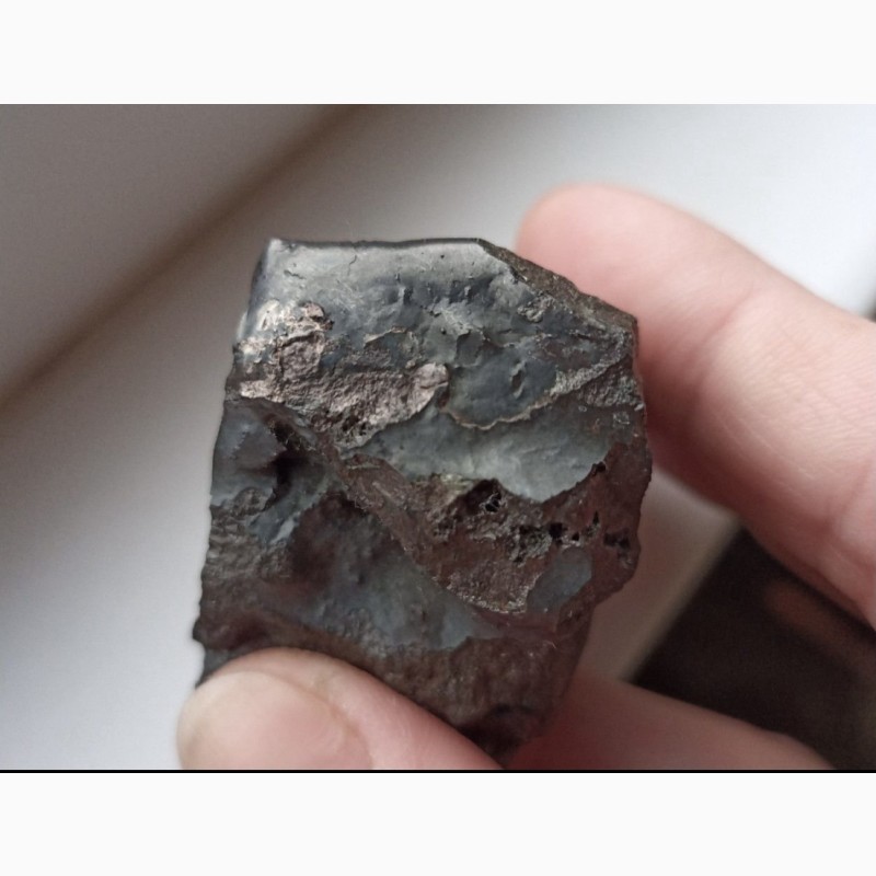 Фото 3. Редкий метеорит магнитный