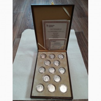 Продаю коллекцию серебряных медалей Православные праздники состоящая из 13 медалей
