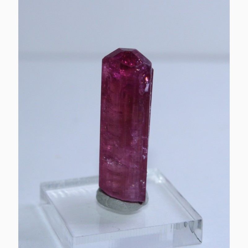 Фото 6. Розовый турмалин (рубеллит), сросток кристаллов