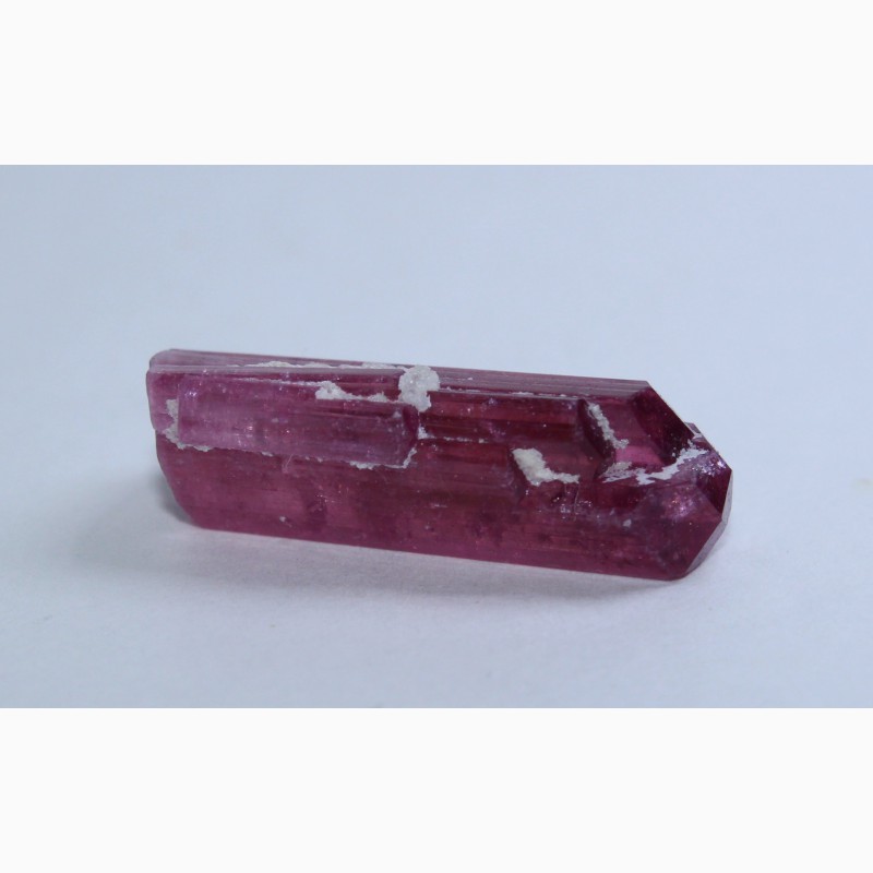 Фото 7. Розовый турмалин (рубеллит), сросток кристаллов