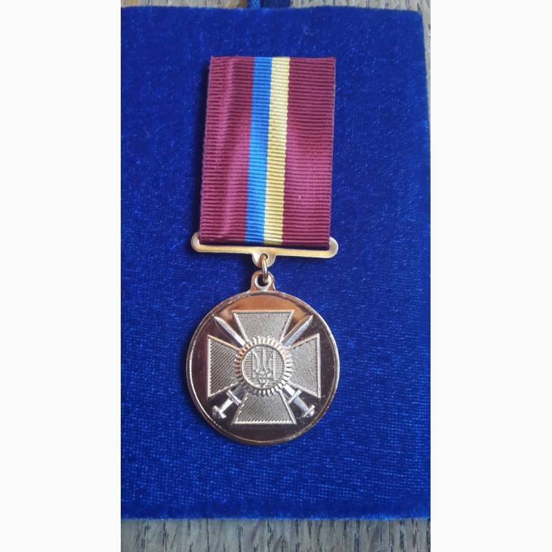 Фото 3. Медаль. 25 лет Вооруженным силам. Украина. Коробка. Документ