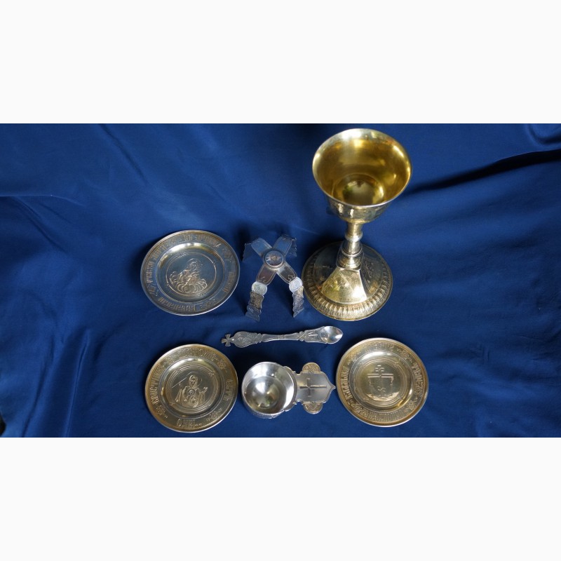 Фото 4. Старинный евхаристический набор из семи предметов. Серебро «84». Россия, XIX век