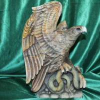 Орел со змеей эксклюзивная авторская работа VIP класса из натурального камня оригинальный
