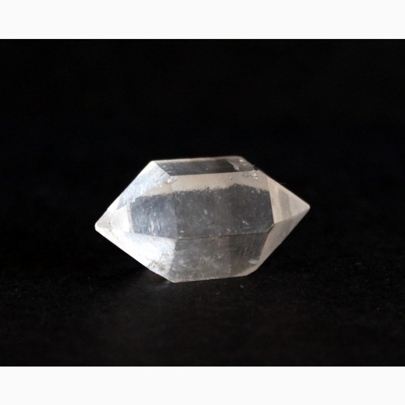 Фото 4. Двухголовый кристалл горного хрусталя