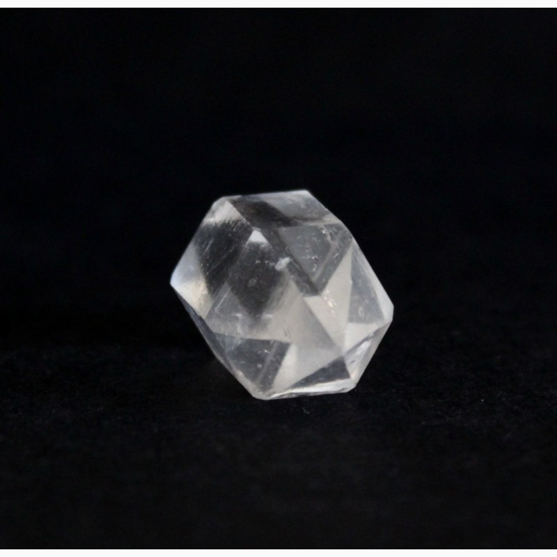 Фото 5. Двухголовый кристалл горного хрусталя