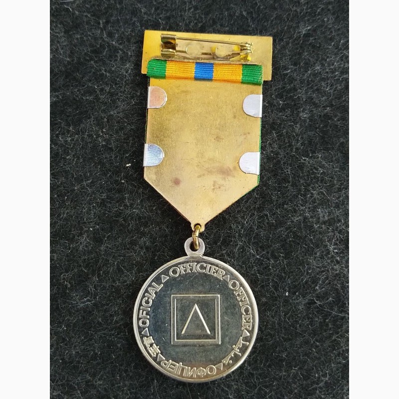 Фото 2. Знак Медаль МОГО - Международная организации гражданской обороны. Рыцарь 1 степени