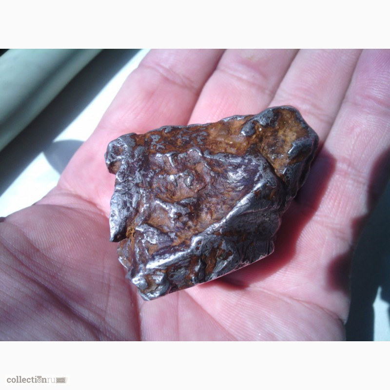 Фото 6. Железный метеорит
