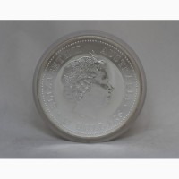 Продается Серебряная монета Австралии 15 $ Год Петуха 2005 года. 500 гр 999 проба