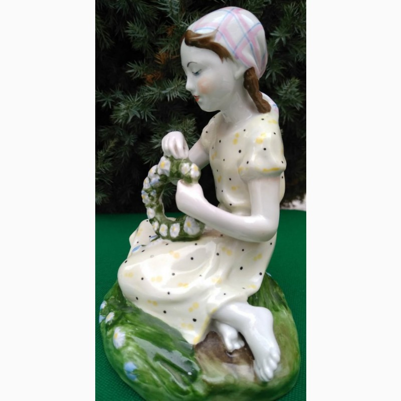 Фото 7. Фарфоровая статуэтка Девочка с цветами, фарфор ЛФЗ, 1950 год, авторская