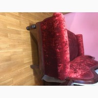 Продам антикварный диван