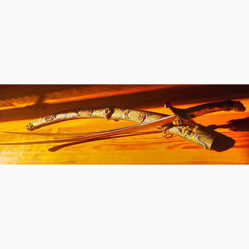 Фото 5. Шамшир, серебро, эмали, кость, Кубачи, 1970е годы, клинок раздвоенный Зуль - Факар