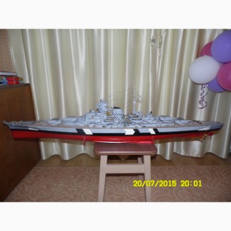 Продам модель корабля Линкор Бисмарк