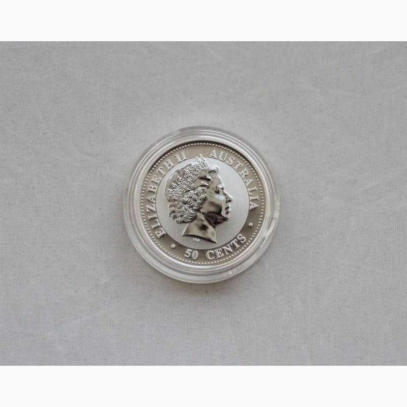 Фото 3. Продается Серебряная монета Австралии 50 (cents) Год Обезьяны 2004 год