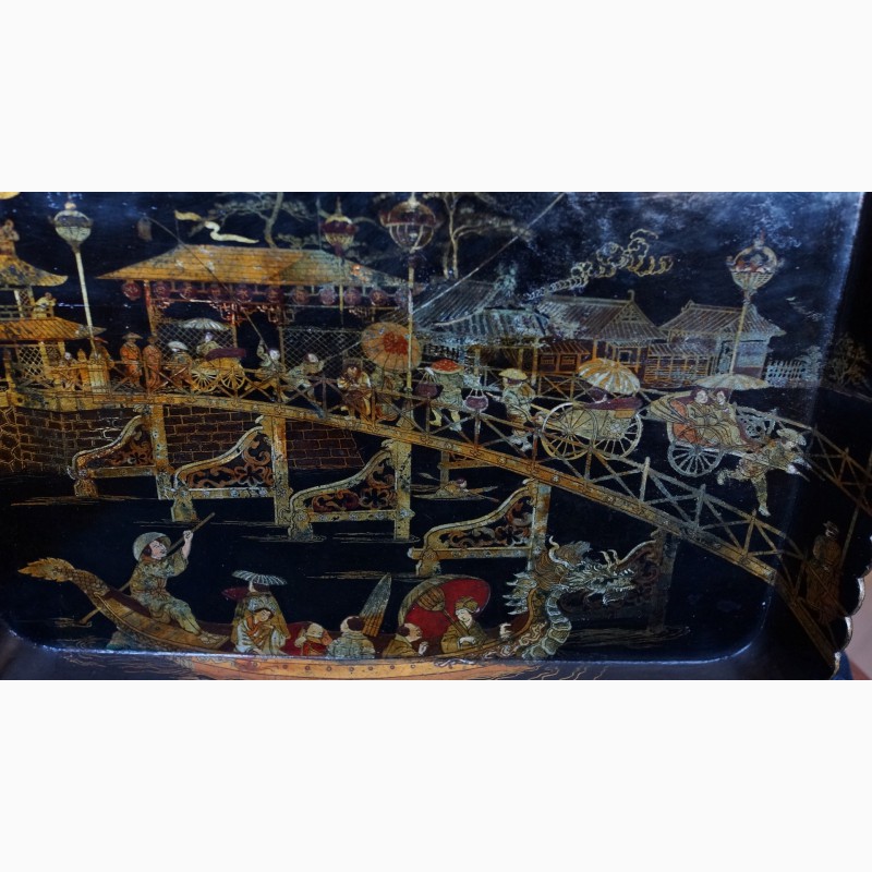 Фото 11. Старинный поднос с изысканной лаковой росписью в стиле Шинуазри. Китай. XVIII век