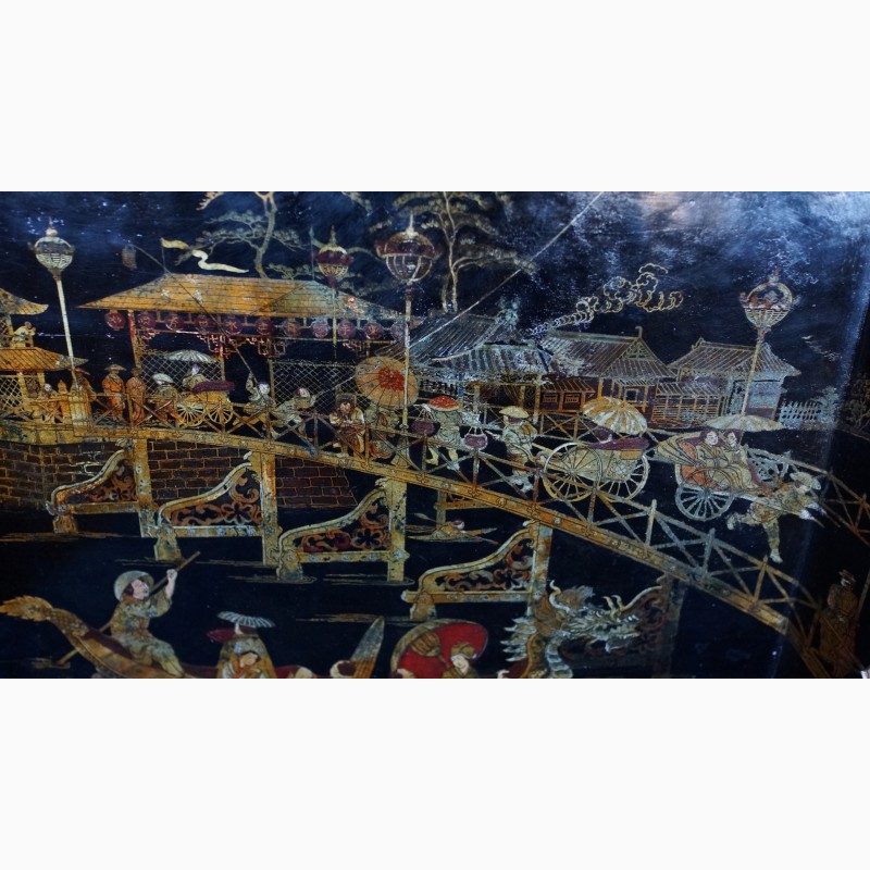 Фото 9. Старинный поднос с изысканной лаковой росписью в стиле Шинуазри. Китай. XVIII век