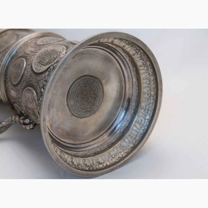 Фото 10. Продается Серебряная кружка с монетами 17-18 века Корона Испании. Испания XX век
