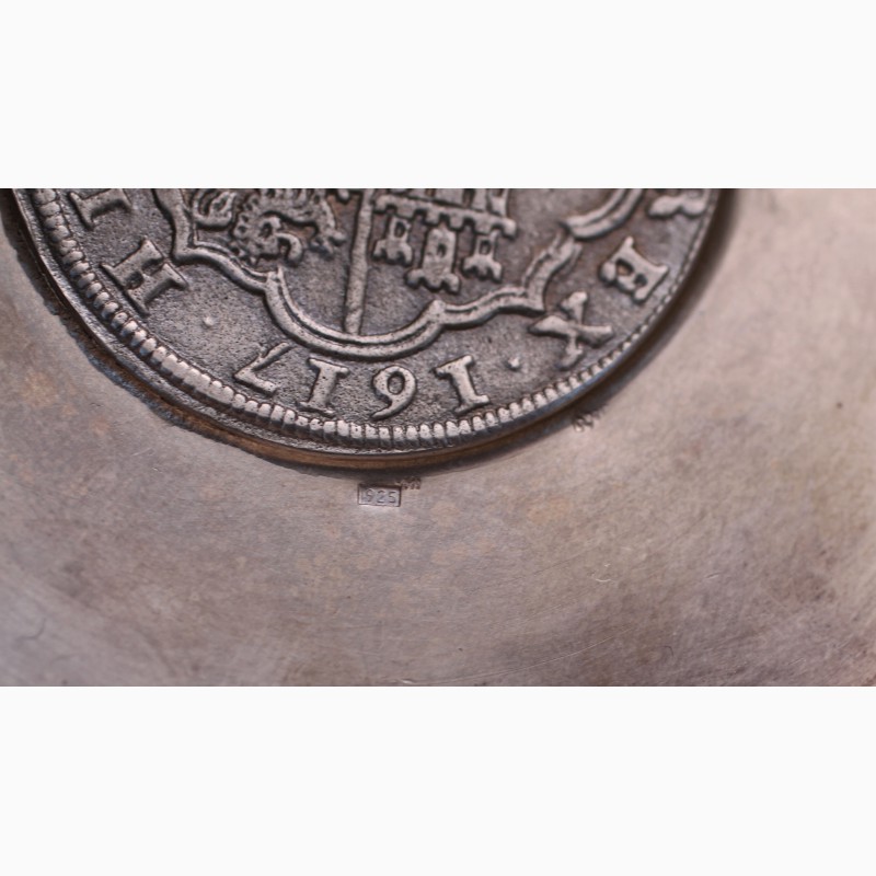Фото 11. Продается Серебряная кружка с монетами 17-18 века Корона Испании. Испания XX век