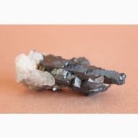 Гематит, кварц, сросток кристаллов 2
