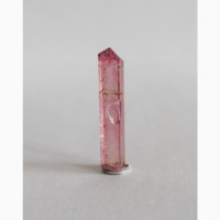Турмалин розовый, кристалл с головкой